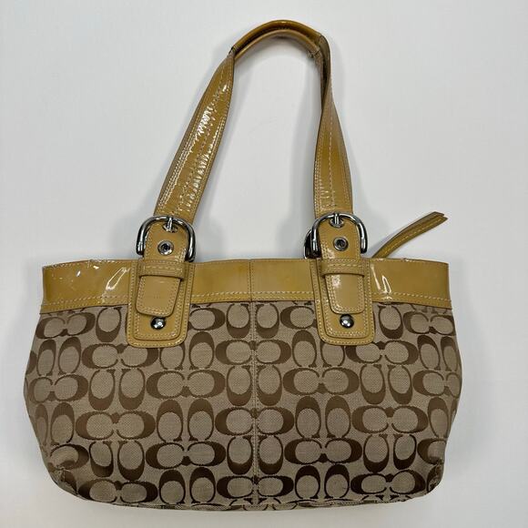 Vintage Y2K Coach Monogram Tan Canvas and Patent Leather Shoulder Bag - Picture 3 of 12